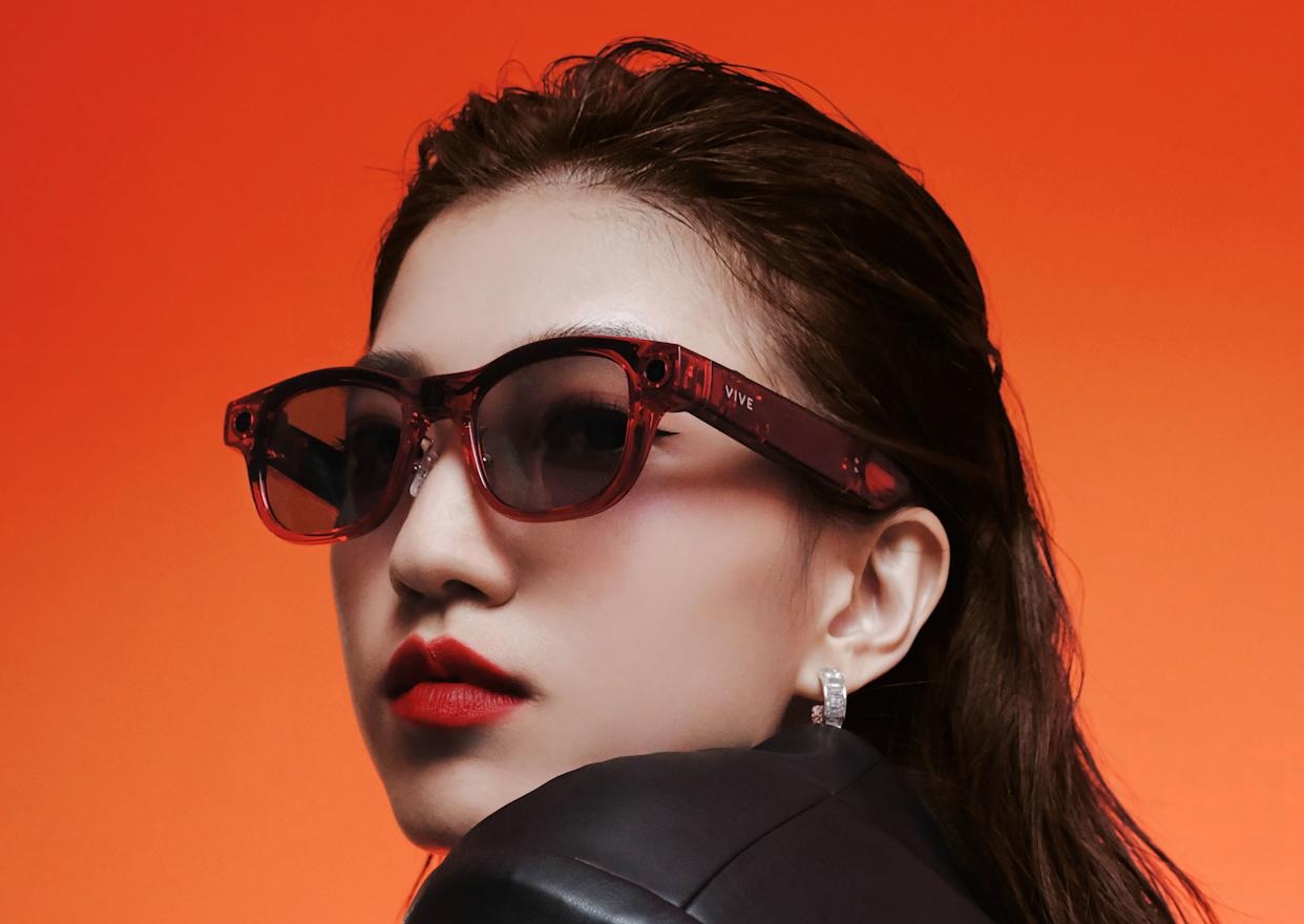 PRE-ORDER HTC Vive Eagle AI Smart Glasses Limited Quantity Brand New